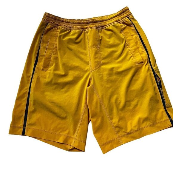 Lululemon Men Lined Shorts Size Small - Picture 1 of 6
